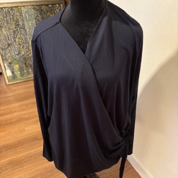 Lane Bryant Navy Blue Faux Wrap Rib Knit Long Sleeve Top EUC 18/20 - Picture 1 of 5